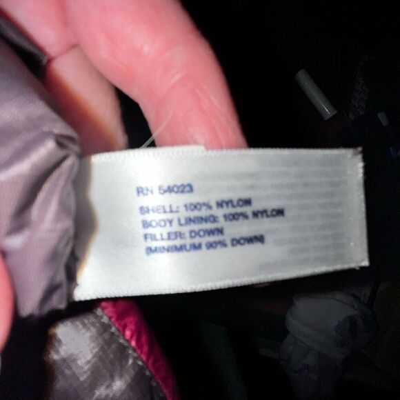 Gap hot pink puffer sleeveless coat large - Picture 9 of 9